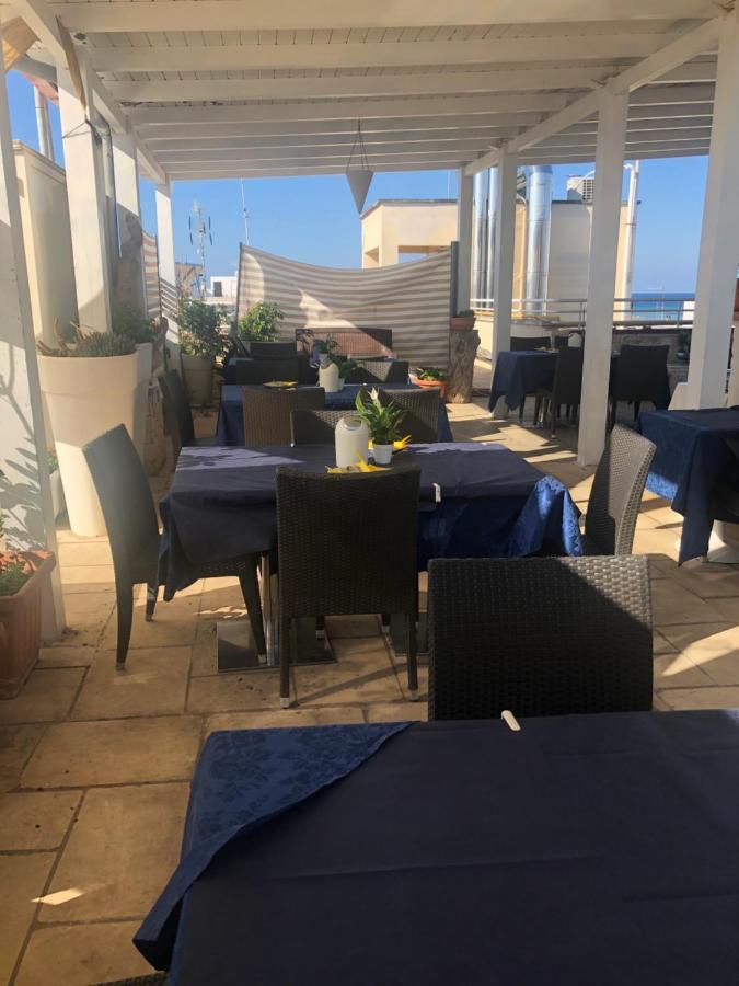 Albergo Piazza Risorgimento ポルト・チェザーレオ エクステリア 写真