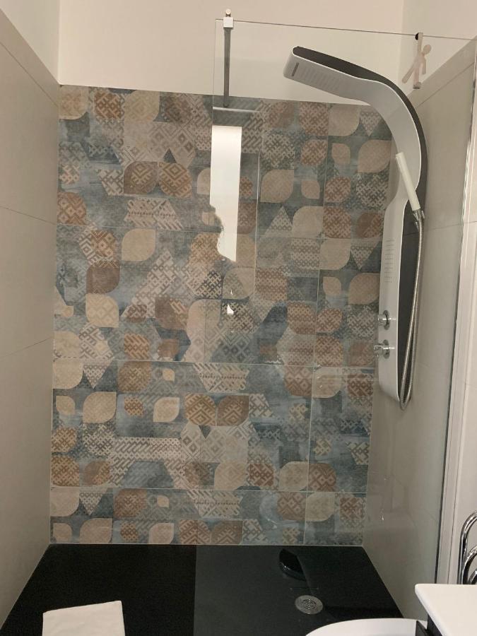 Albergo Piazza Risorgimento ポルト・チェザーレオ エクステリア 写真