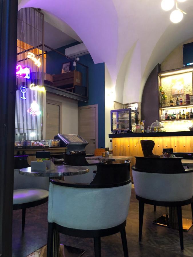 Albergo Piazza Risorgimento ポルト・チェザーレオ エクステリア 写真
